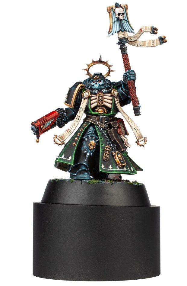 https://cdn.miniatureawards.com//images/awards/uk/2019/2019_Coventry/Warhammer_40,000_Single_Miniature/28268__2nd_2019_Coventry_Warhammer_40,000_Single_Miniature__Dark_Angels_Chaplain_0.jpg